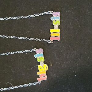 Big Sis & Lil Sis necklaces